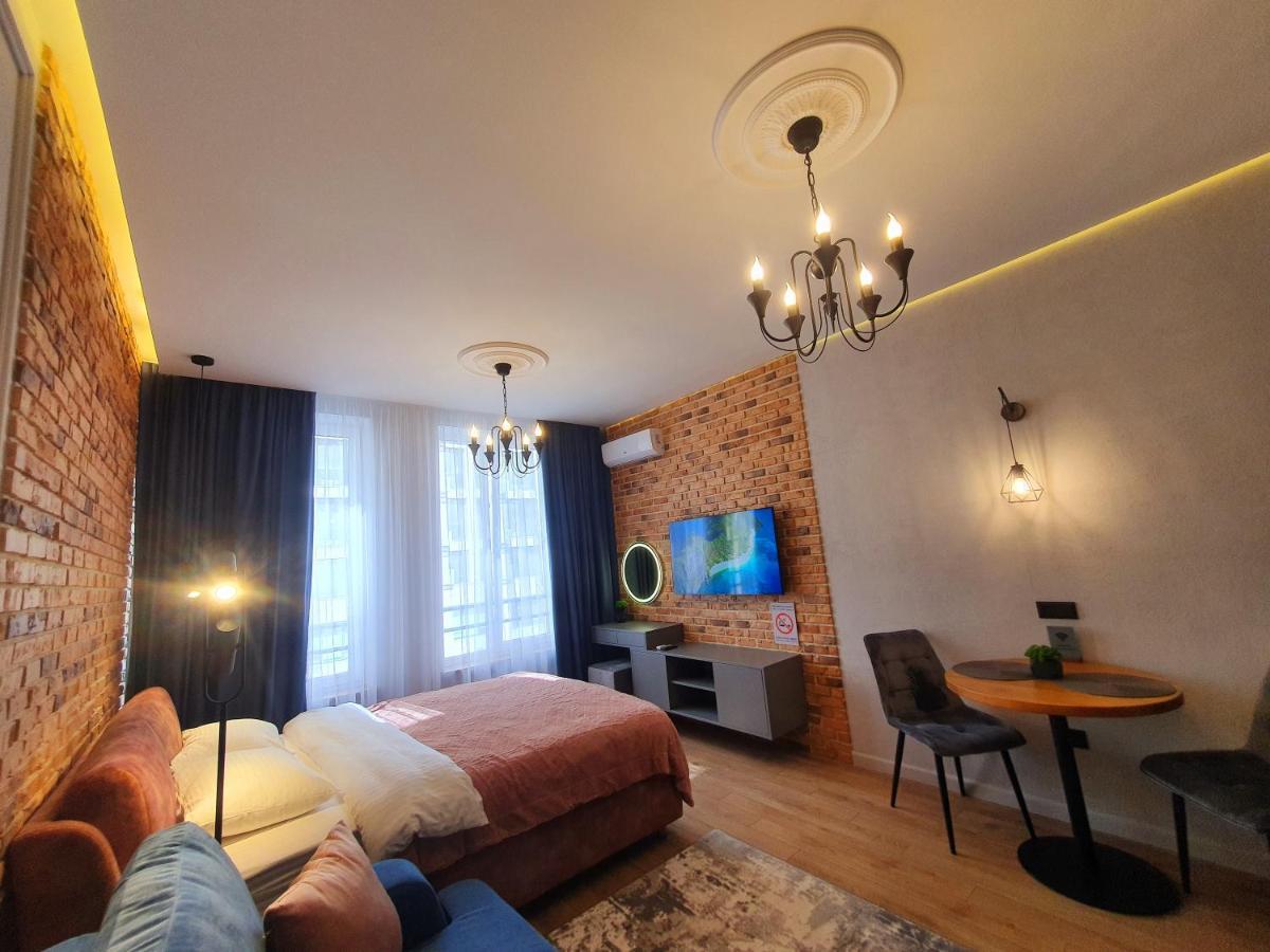 Designer Apartment In The Residential Complex "Yaroslavivsky City" In The Center Of Kiev Esterno foto